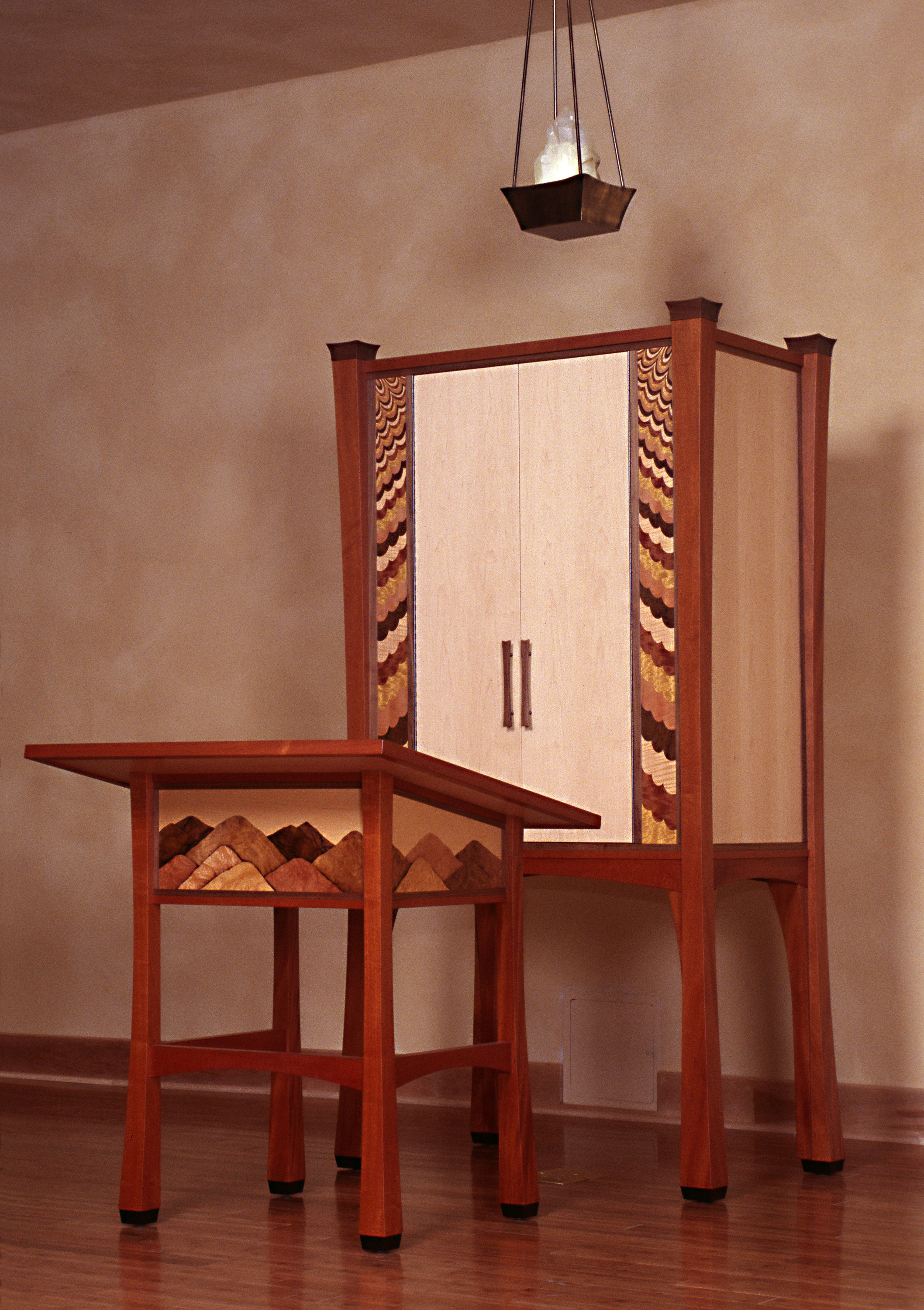 The Arc and Reading Table by Paul Schürch